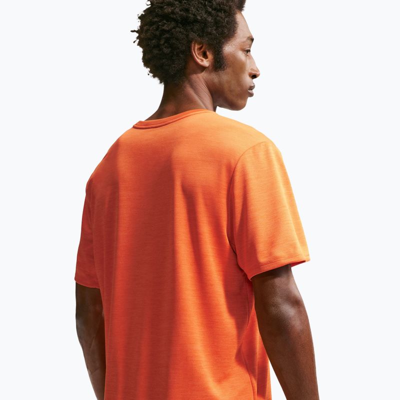 Vyriški bėgimo marškinėliai Nike Miler Dri-Fit UV safety orange 5