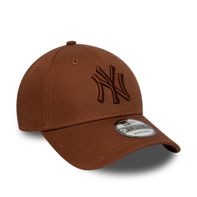 Žieminė kepurė New Era League Essential 9Forty New York Yankees tamsiai raudonmedžio spalvos