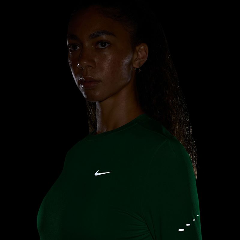 Moteriški bėgimo marškinėliai su ilgomis rankovėmis  Nike Swift Dri-FIT UV illusion green 4
