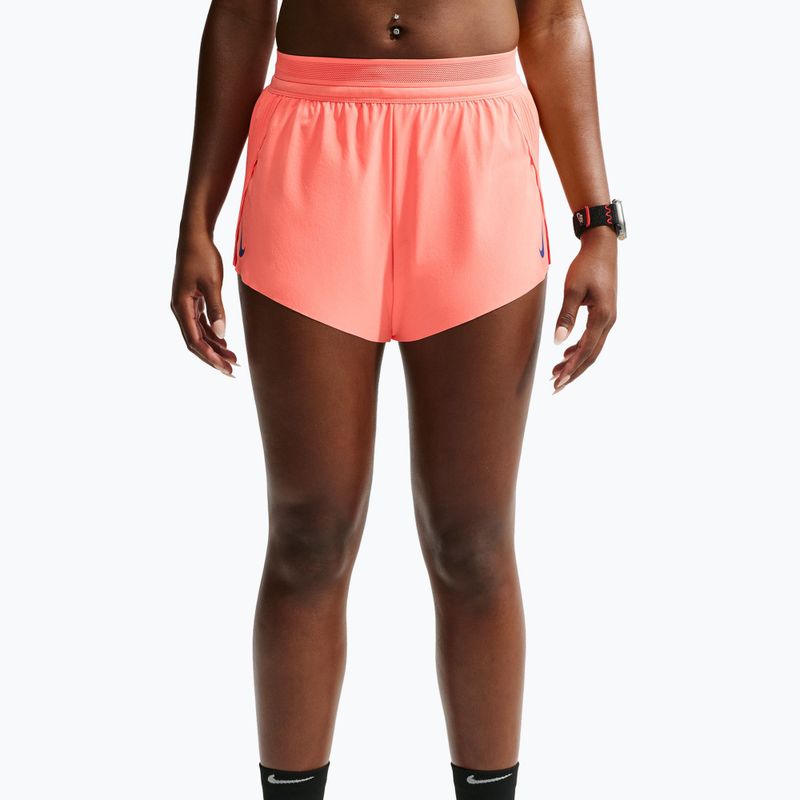 Moteriški bėgimo šortai Nike AeroSwift Dri-Fit ADV Mid-Rise 3" atomic pink/black/white/old royal 4
