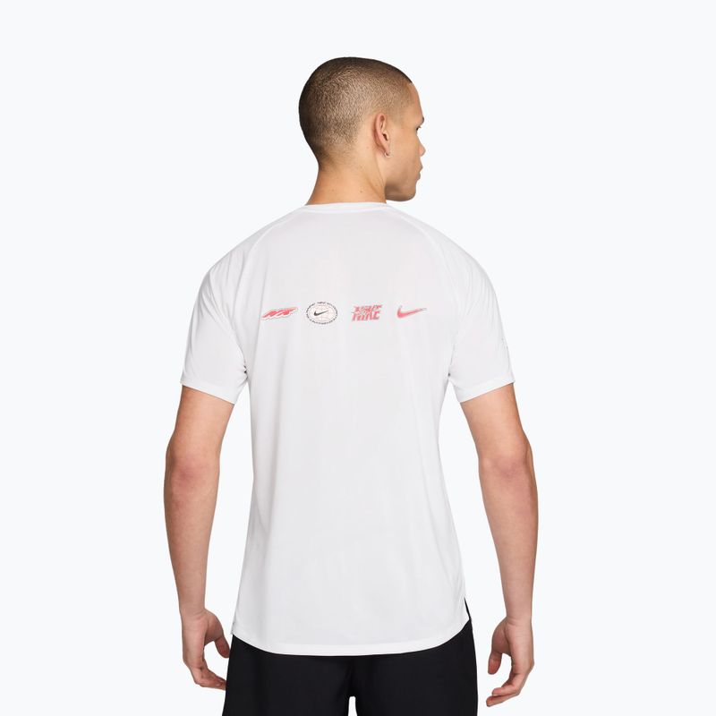 Vyriški bėgimo marškinėliai Nike Stride white 2