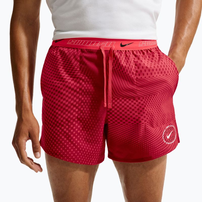 Vyriški bėgimo šortai Nike Stride fusion red 4