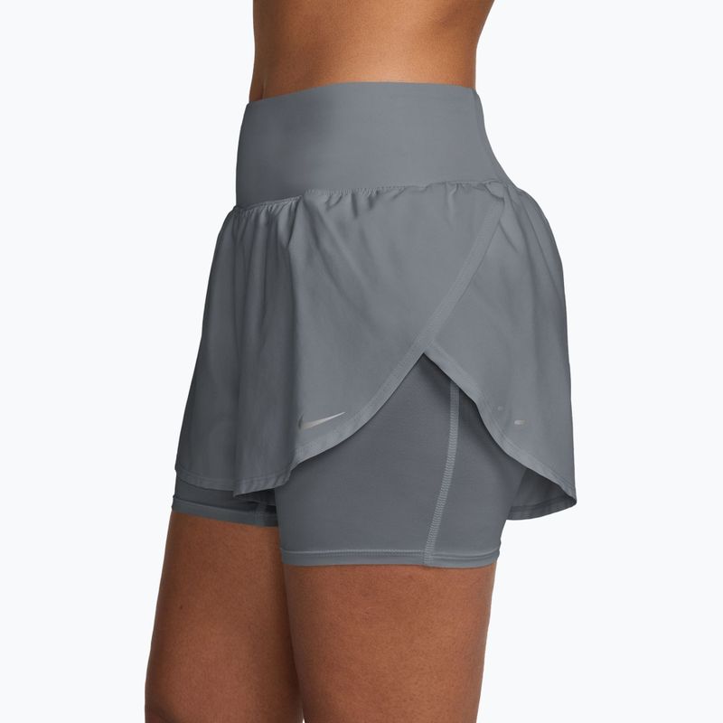 Moteriški bėgimo šortai Nike Tempo Flow cool grey/cool grey 3