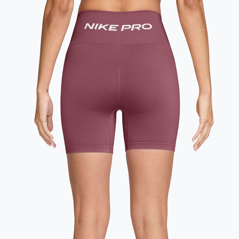 Moteriški treniruočių šortai Nike Pro Seamless pink smoke/white 2