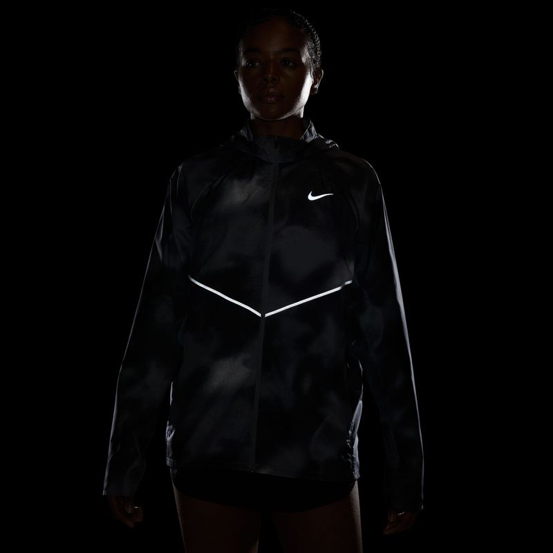 Vyriška bėgimo striukė Nike Miler black/smoke grey 8
