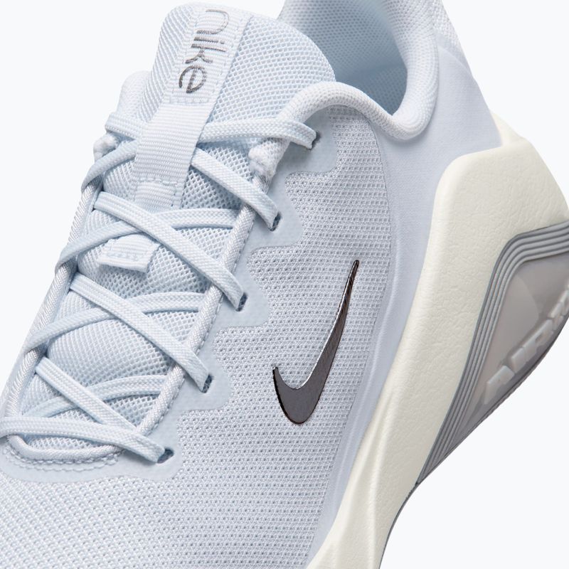 Moteriški treniruočių batai Nike Bella 7 football grey/sail/metallic cool grey 5
