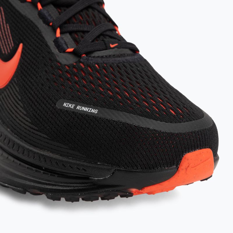 Vyriški bėgimo batai Nike Vomero 18 black/university red/bright crimson 7