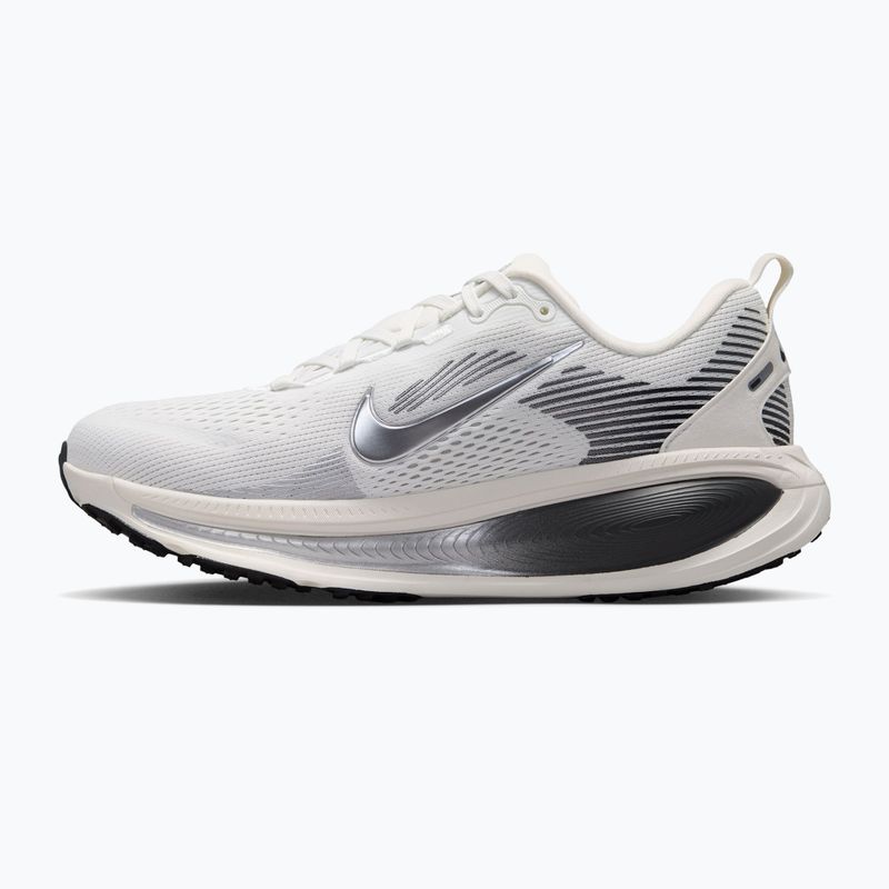 Moteriški bėgimo batai Nike Vomero 18 summit white/sail/metallic silver 2