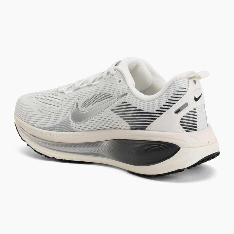 Moteriški bėgimo batai Nike Vomero 18 summit white/sail/metallic silver 3