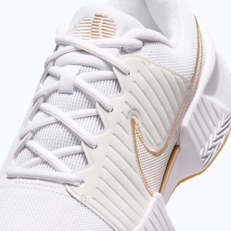 Moteriški teniso bateliai Nike GP Challenge Pro white/summit white/linen/light orewood brown 4