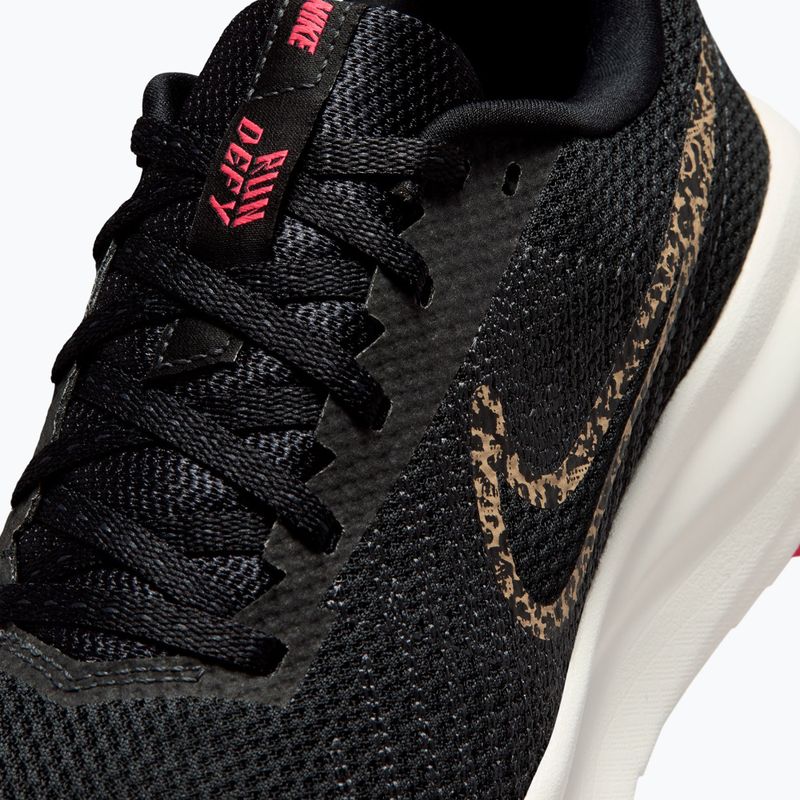 Moteriški bėgimo batai Nike Run Defy Black/Sail/Anthracite/British Khaki 4