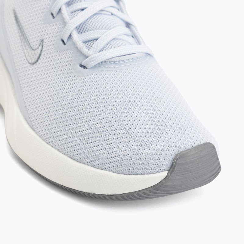 Moteriški treniruočių batai Nike Bella 7 football grey/sail/metallic cool grey 7