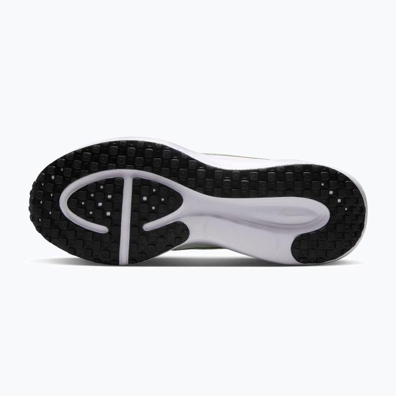 Moteriški bėgimo batai Nike Revolution 8 sail/white/black/metallic silver 4