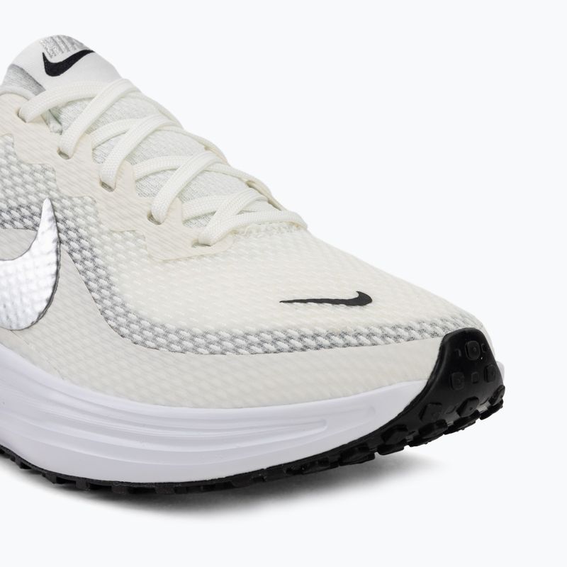 Moteriški bėgimo batai Nike Revolution 8 sail/white/black/metallic silver 7