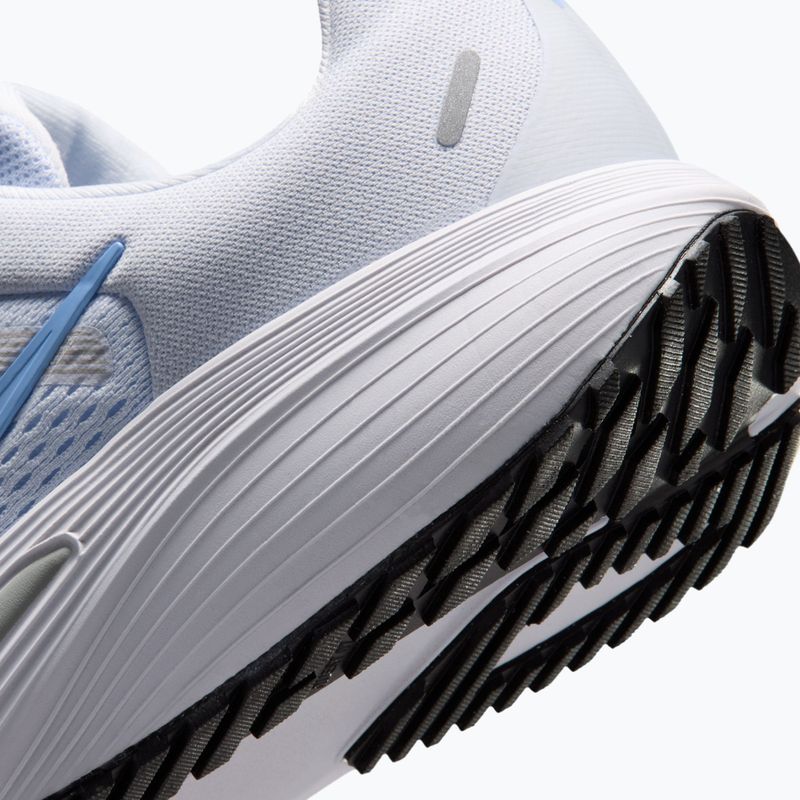 Moteriški bėgimo batai Nike Quest 7 football grey/white/grey fog/aluminum 8
