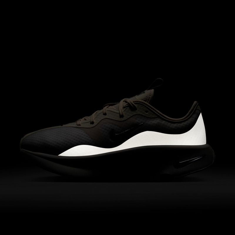 Moteriški batai Nike Motiva 2 summit white/phantom/metallic silver 9