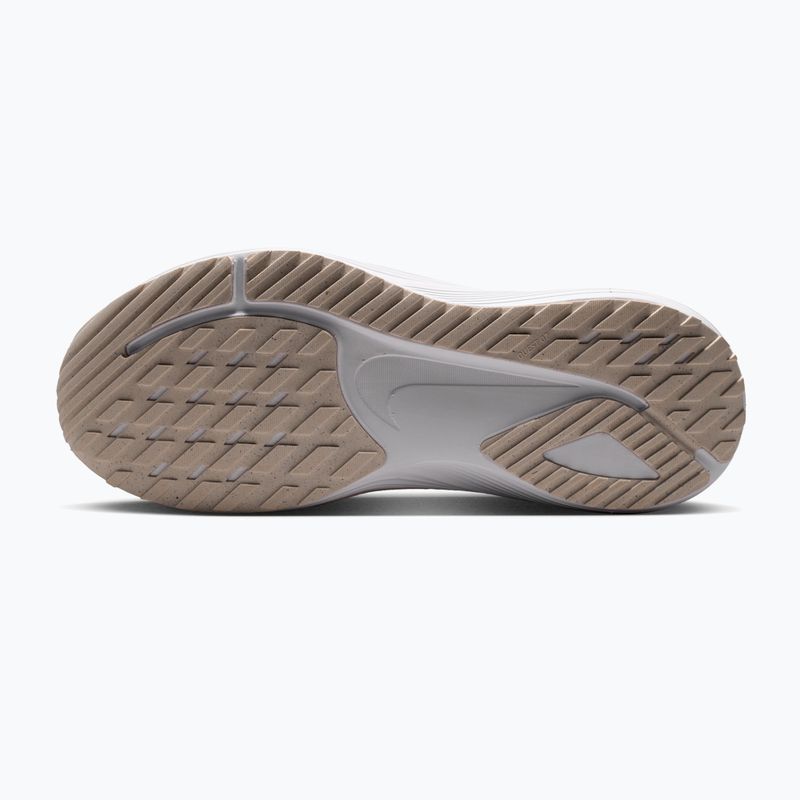 Vyriški bėgimo batai Nike Quest 7 white/vast grey/vast grey/wolf grey 4