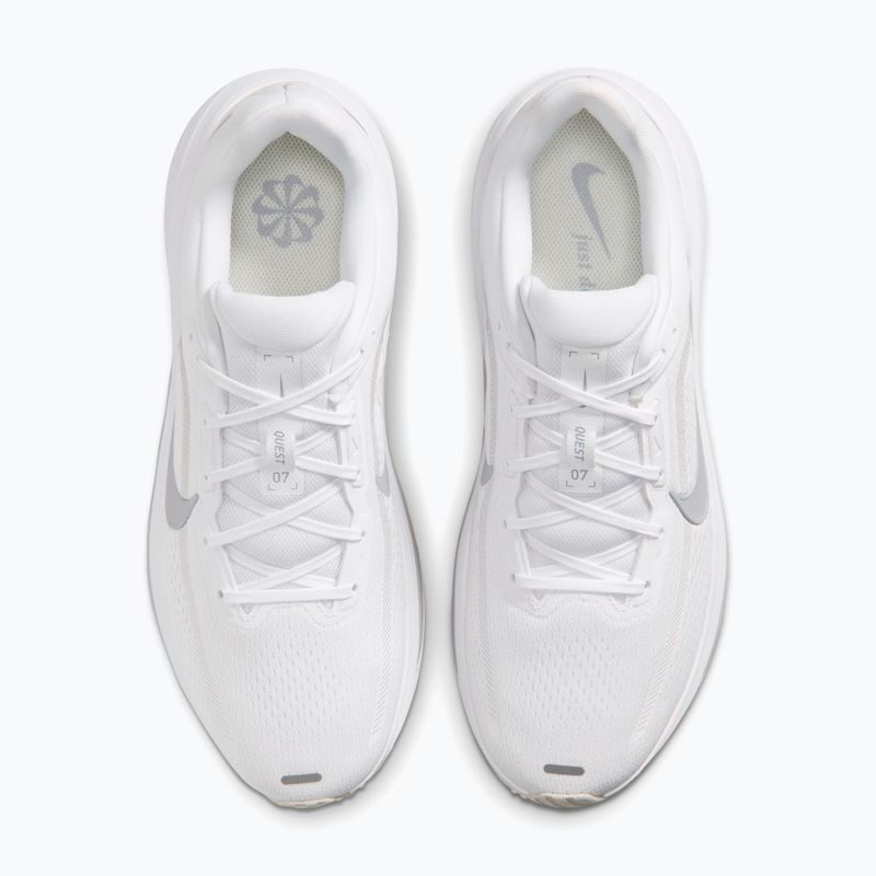 Vyriški bėgimo batai Nike Quest 7 white/vast grey/vast grey/wolf grey 5