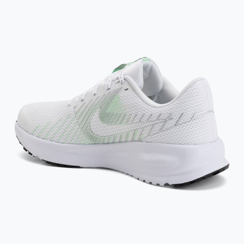 Moteriški bėgimo batai Nike Run Defy white/cucumber calm/black/illusion green 3
