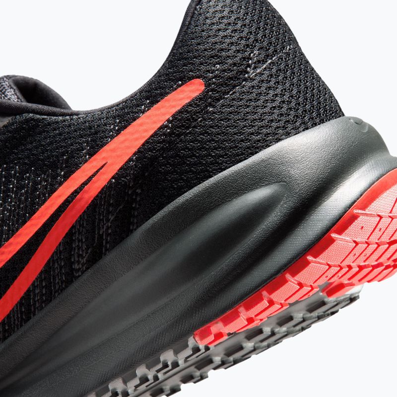 Vyriški bėgimo batai Nike Run Defy Black/Anthracite/Bright Crimson 8