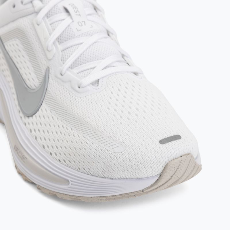 Moteriški bėgimo batai Nike Quest 7 white/vast grey/vast grey/wolf grey 7