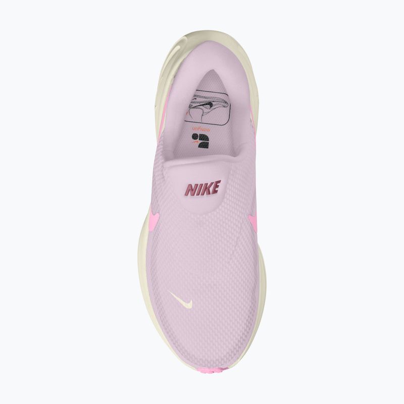 Moteriški bėgimo batai Nike Revolution 8 EasyOn bleached lilac/sail/pink smoke/pink rise 4