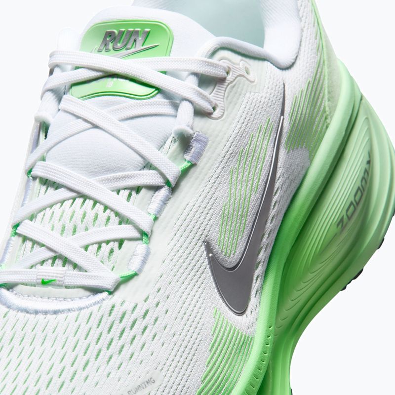 Moteriški bėgimo batai Nike Vomero 18 white/illusion green/metallic silver 7
