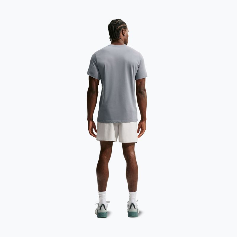 Vyriški treniruočių marškinėliai Nike Dri-FIT Training T-Shirt smoke grey/black 2
