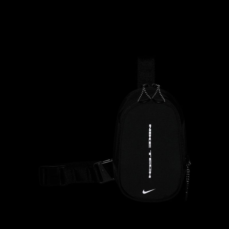 Maža rankinė Nike Tech Commute 1 l black/black/reflect silver 8