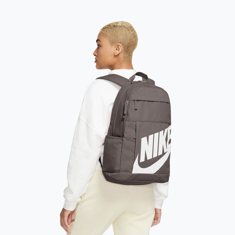 Miesto kuprinė Nike Elemental 21 l cave stone/cave stone/white 9