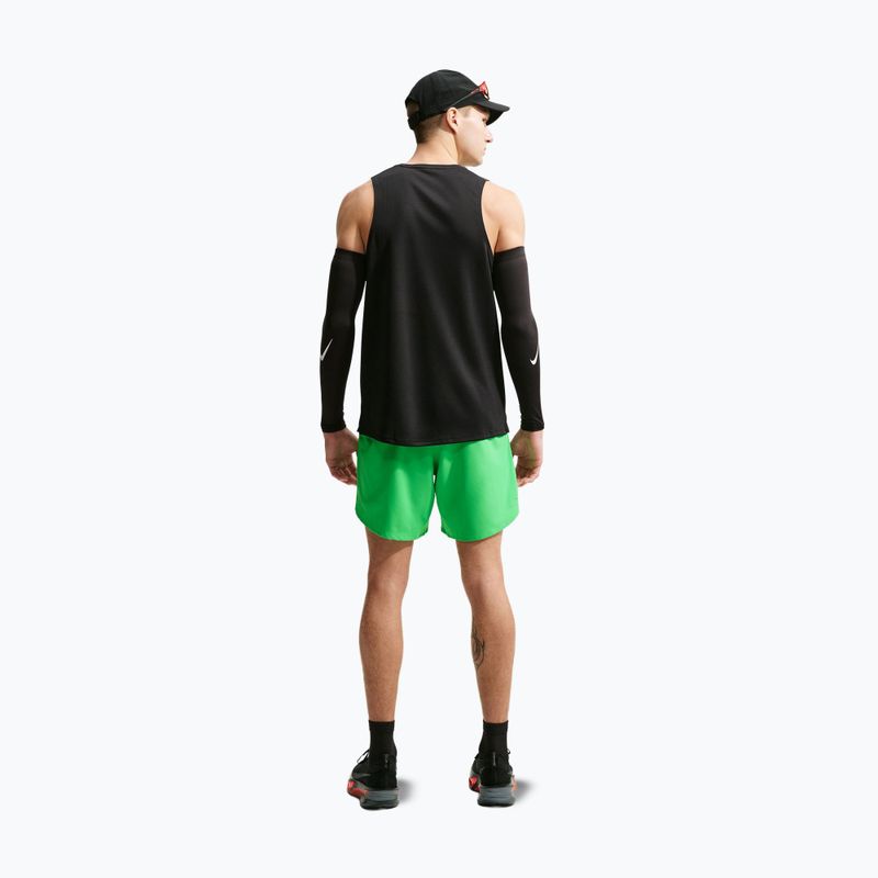 Vyriški bėgimo šortai Nike Stride Dri-Fit Brief-Lined 7" green spark 3
