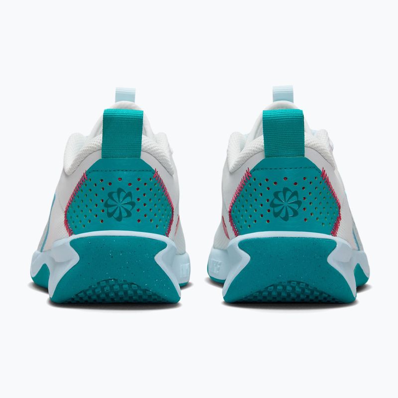 Nike Omni Multi-Court batai off white/energy/glacier blue 12