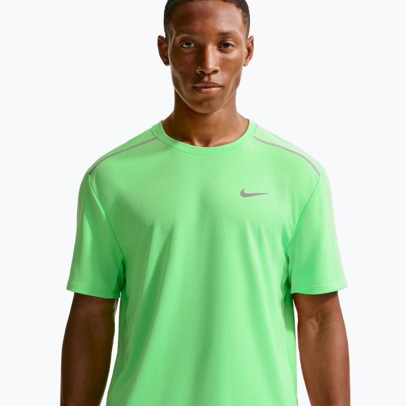 Vyriški bėgimo marškinėliai Nike Miler Dri-Fit UV illusion green 4