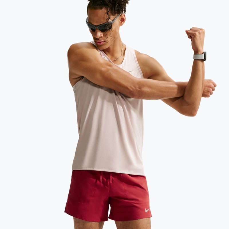 Vyriški šortai Nike Stride Dri-Fit Brief-Lined 5" tamsiai raudoni 4