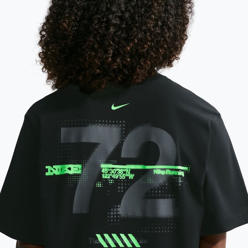 Moteriški bėgimo marškinėliai Nike Swift Dri-Fit black/no color/illusion green 5