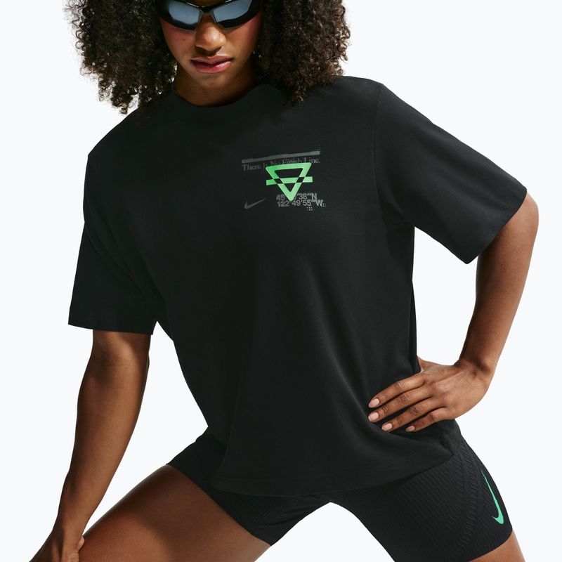 Moteriški bėgimo marškinėliai Nike Swift Dri-Fit black/no color/illusion green 6