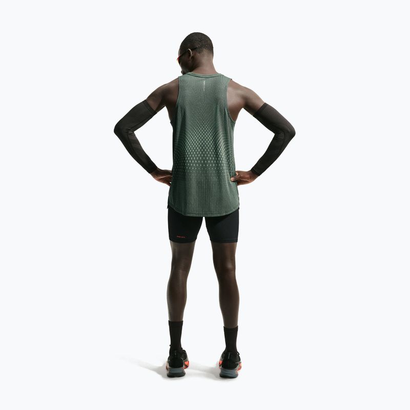 Vyriški bėgimo marškinėliai Nike Stride black/light green spark 3