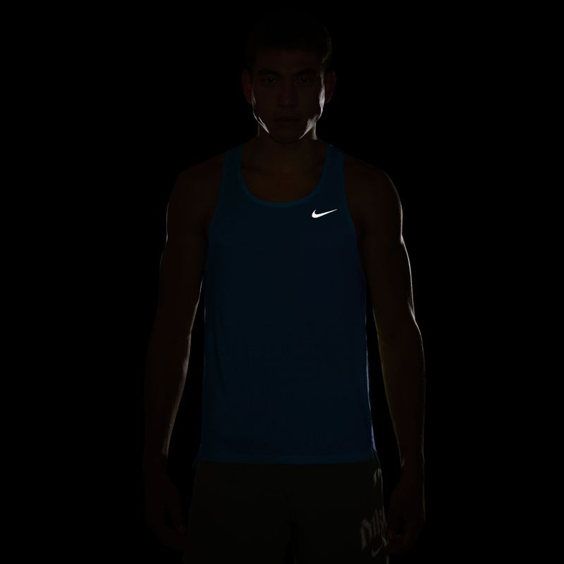 Vyriški bėgimo marškinėliai Nike Fast Dri-Fit light current blue 4