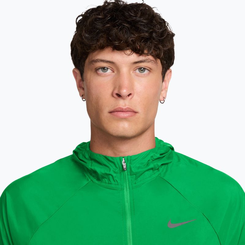 Vyriška bėgimo striukė Nike Stride green spark 3
