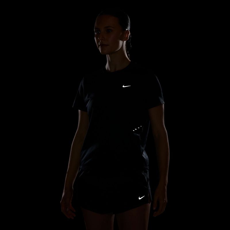 Moteriški bėgimo marškinėliai Nike Swift Dri-Fit black 7