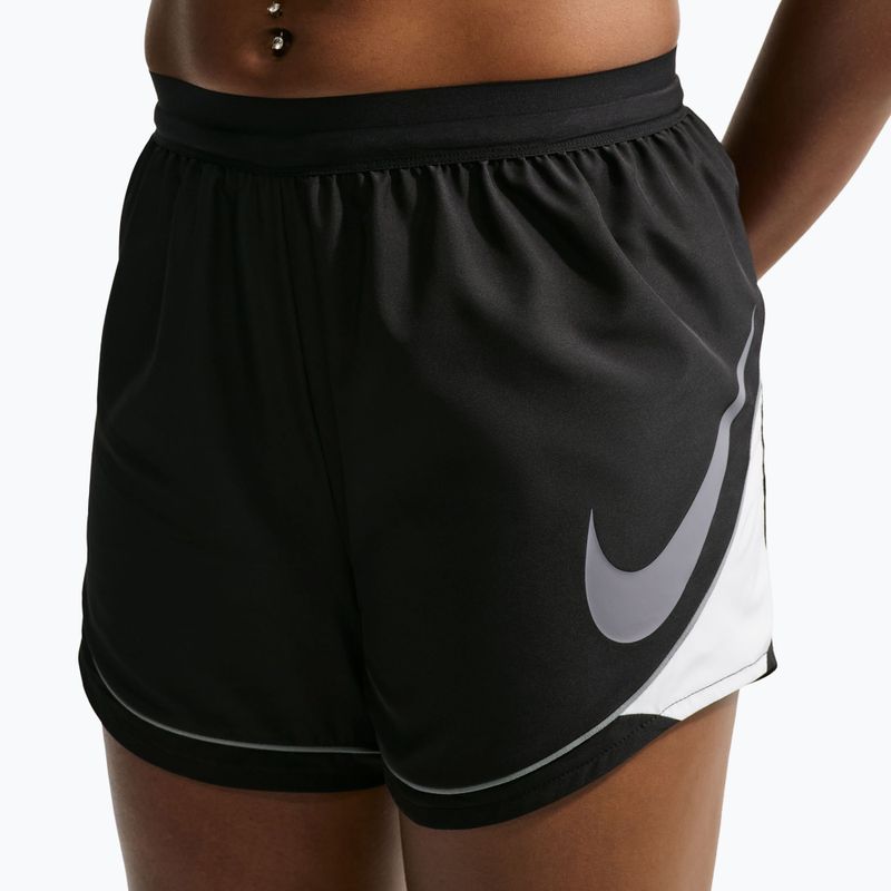 Moteriški bėgimo šortai Nike Tempo Dri-Fit Unlined black/white/cool grey 4