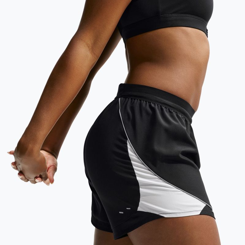 Moteriški bėgimo šortai Nike Tempo Dri-Fit Unlined black/white/cool grey 5