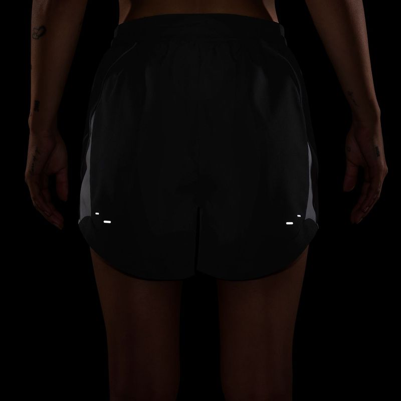 Moteriški bėgimo šortai Nike Tempo Dri-Fit Unlined black/white/cool grey 8