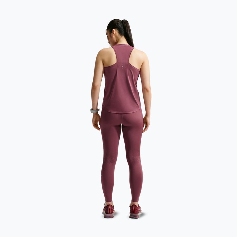 Moteriški bėgimo marškinėliai Nike Swift Dri-Fit Tank Top pink smoke 3