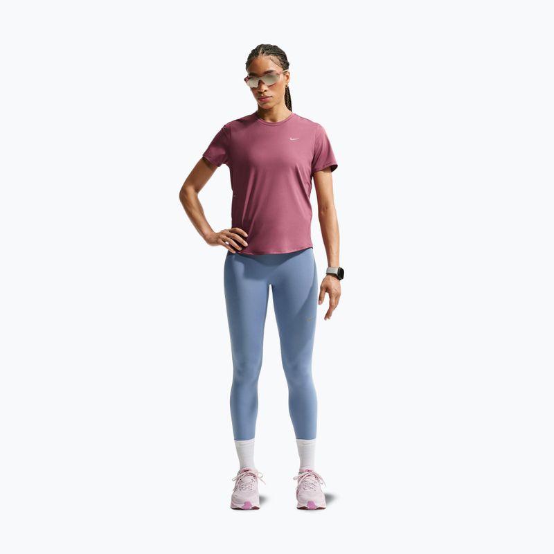 Moteriški bėgimo marškinėliai Nike Swift Dri-Fit pink smoke 2