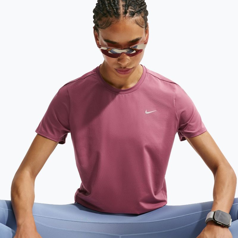 Moteriški bėgimo marškinėliai Nike Swift Dri-Fit pink smoke 6