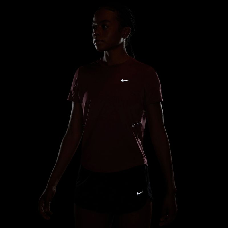 Moteriški bėgimo marškinėliai Nike Swift Dri-Fit pink smoke 7