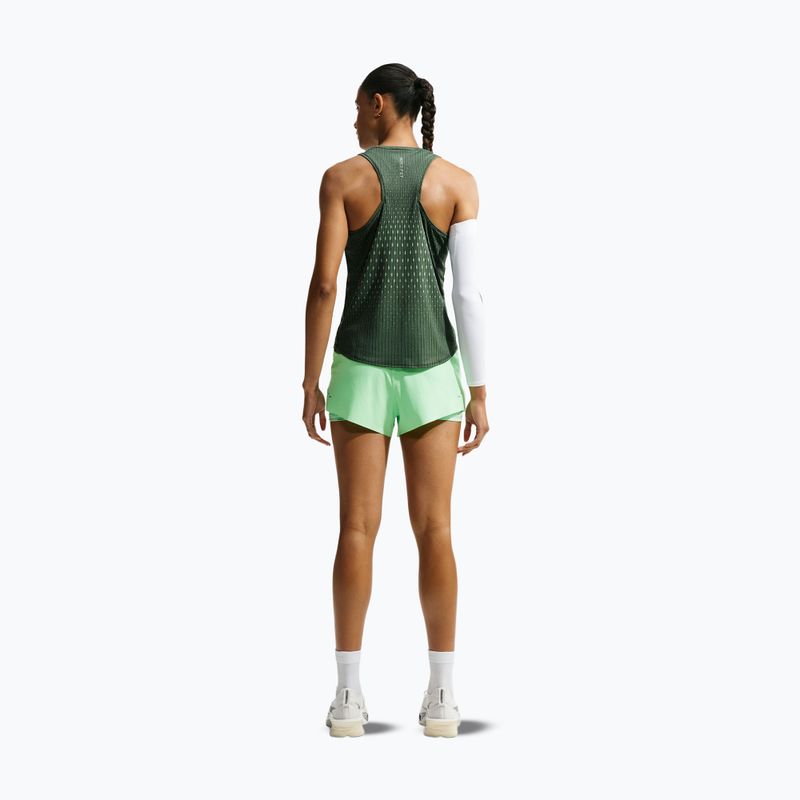 Moteriški bėgimo marškinėliai Nike Swift Aero-FIT Tank Top black/light green spark 3