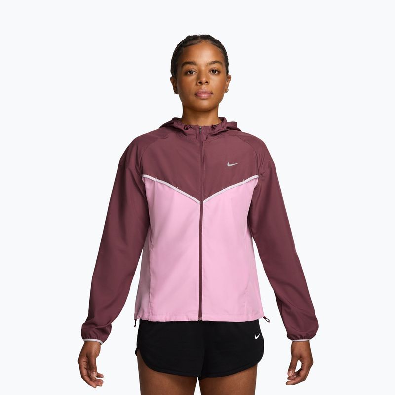 Moteriška bėgimo striukė Nike Tempo Windrunner pink smoke/pink rise