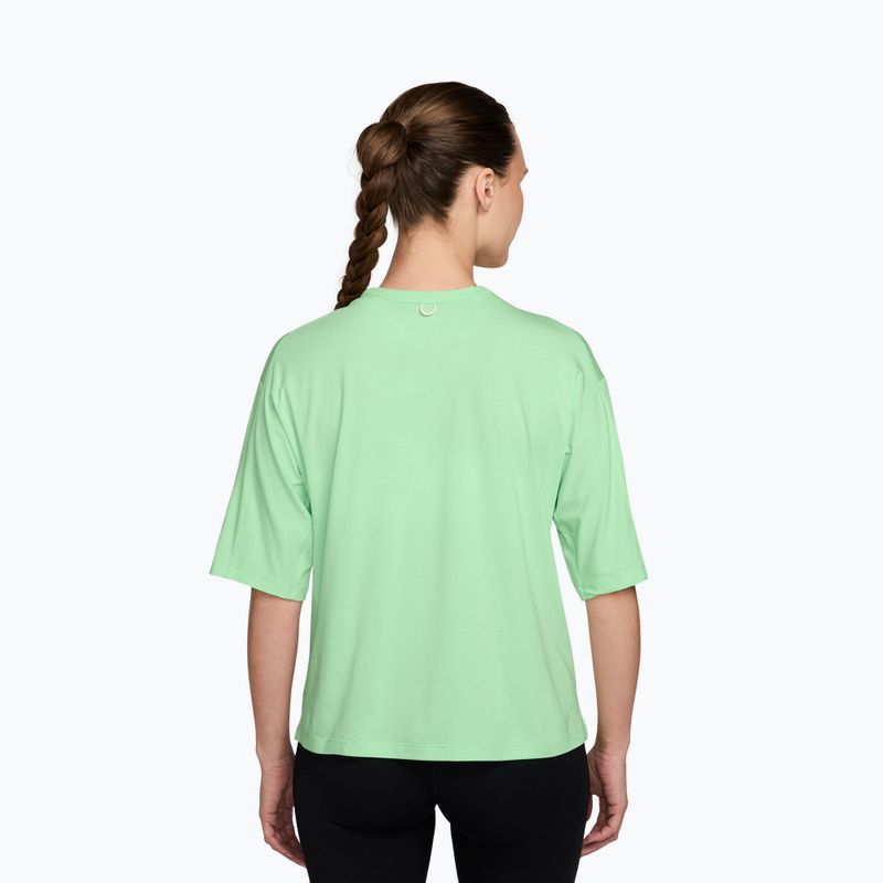 Moteriški treniruočių marškinėliai Nike 24.7 ImpossiblySoft Light cucumber calm/illusion green 2